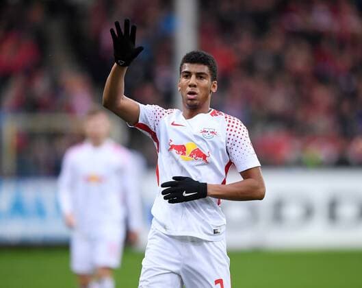 Fussball 1.Bundesliga Saison 2017 2018 19. Spieltag SC Freiburg - RB Leipzig 20.01.2018 Bernardo Fernandes da Silva Junior (RB Leipzig) Freiburg *** Football 1 Bundesliga season 2017 2018-19 match day SC Freiburg RB Leipzig 20 01 2018 Bernardo Fernandes da Silva junior RB Leipzig Freiburg 