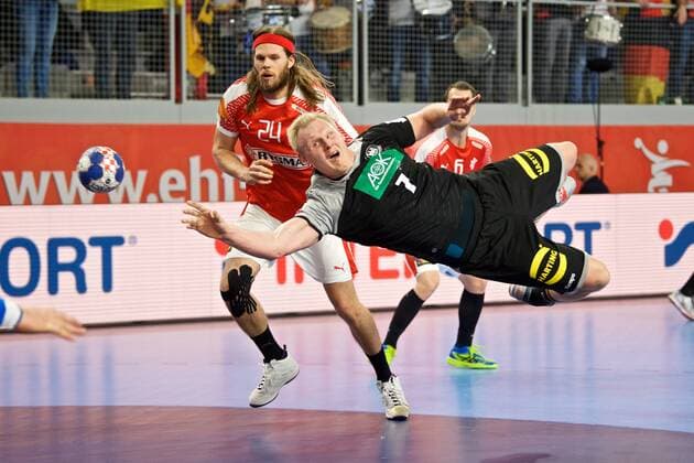 Bilder des Tages - SPORT Handball, EM, Deutschland - Dänemark Handball Varazdin 21.01.2018 Europameisterschaft Herren Männer Euro Europameisterschaften Zwischenrunde Deutschland (GER) - Dänemark (DAN) Patrick Wiencek (Deutschland, No.07) HANSEN Mikkel (Dänemark, No.24)