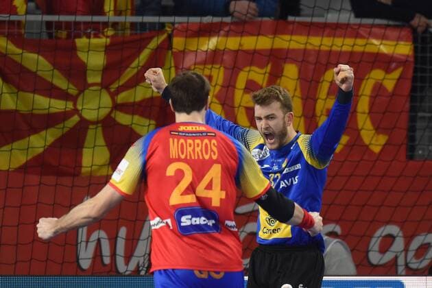 Bilder des Tages - SPORT Handball, EM, Mazedonien - Spanien European Handball Championship, Group II, 4th round, FYR Macedonia - Spain 21.01.2018., Arena Varazdin, Varazdin, Croatia - 2018 European Men s Handball Championship, Group II, 4th round, FYR Macedonia - Spain. Viran Morros de Argila, Gonzalo Perez de Vargas. VjeranxZganec-Rogulja PIXSELL