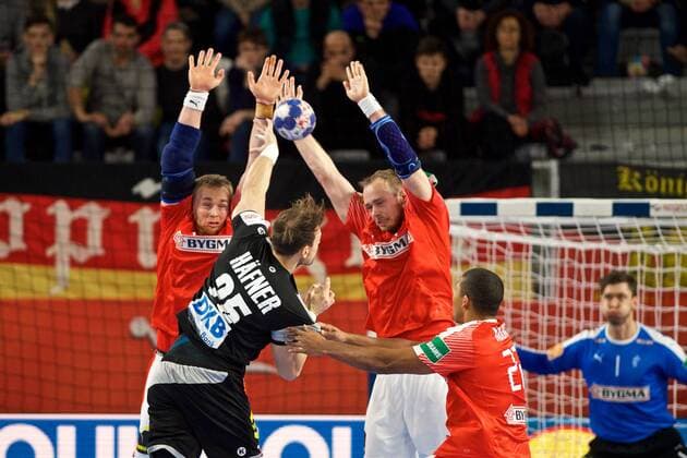 Handball Varazdin 21.01.2018 Europameisterschaft Herren Männer Euro Europameisterschaften Zwischenrunde Deutschland (GER) - Dänemark (DAN) Kai Häfner (Deutschland, No.25) Häfner Hafner TOFT Rene (Dänemark, No.19) TOFT HANSEN Henrik (Dänemark, No.23) MENSAH LARSEN Mads (Dänemark, No.22)