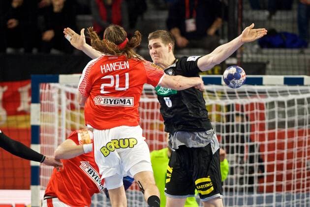 Handball Varazdin 21.01.2018 Europameisterschaft Herren Männer Euro Europameisterschaften Zwischenrunde Deutschland (GER) - Dänemark (DAN) Finn Lemke (Deutschland, No.06) HANSEN Mikkel (Dänemark, No.24)
