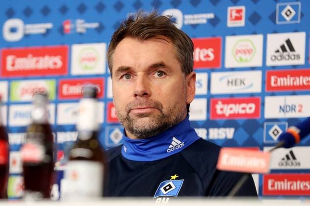 PK Vorstellung Trainer Bernd Hollerbach 1. Fussball Bundesliga Saison 2017-2018 22.01.2018 Hamburger SV PK Vorstellung Trainer Bernd Hollerbach (Hamburger SV) im Volksparkstadion