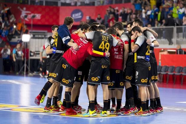 Die Spanische Mannschaft nach der Niederlage. Slowenien - Spanien, Hauptrunde, Handball, EHF Euro 2018, 23.01.18 Varazdin Varazdin Croatia Arena Varazdin Copyright: xAgentur54Gradx xFelixxKoenigx