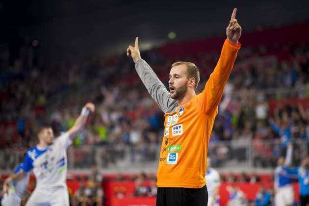Urh Kastelic (Nr. 99, Slowenien) freut sich ueber eine Parade. Slowenien - Spanien, Hauptrunde, Handball, EHF Euro 2018, 23.01.18 Varazdin Varazdin Croatia Arena Varazdin Copyright: xAgentur54Gradx xFelixxKoenigx
