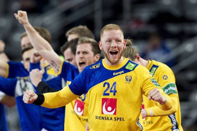 180124 Sveriges Jim Gottfridsson jublar under handbollsmatchen mellan Sverige och Norge under Handbolls-EM 2018 den 24 januari 2018 i Zagreb. Copyright: LUDVIGxTHUNMAN BB180124LT051