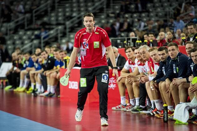 180124 Norges förbundskapten Christian Berge under handbollsmatchen mellan Sverige och Norge under Handbolls-EM 2018 den 24 januari 2018 i Zagreb. Copyright: LUDVIGxTHUNMAN BB180124LT059