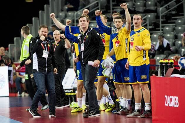 180124 Sveriges spelare jublar under handbollsmatchen mellan Sverige och Norge under Handbolls-EM 2018 den 24 januari 2018 i Zagreb. Copyright: LUDVIGxTHUNMAN BB180124LT060