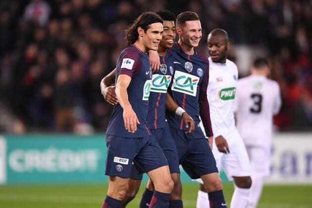 23 JULIAN DRAXLER (psg) - 09 EDINSON CAVANI (psg) - 03 PRESNEL KIMPEMBE (psg) - JOIE FOOTBALL : Paris SG vs Guingamp - Coupe de France - 24 01 2018 AnthonyBIBARD FEP Panoramic 