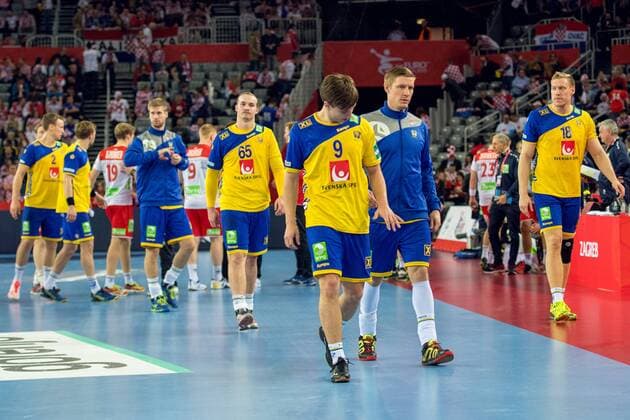 180124 Sverige deppar efter handbollsmatchen mellan Sverige och Norge under Handbolls-EM 2018 den 24 januari 2018 i Zagreb. Copyright: LUDVIGxTHUNMAN BB180124LT103