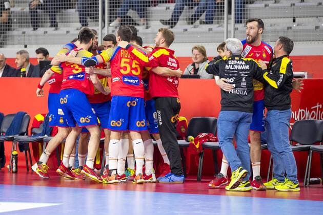 Bilder des Tages - SPORT Die Spanier freuen sich ueber den Sieg. Deutschland - Spanien, Hauptrunde, Handball, EHF Euro 2018, 24.01.18 Varazdin Varazdin Croatia Arena Varazdin Copyright: xAgentur54Gradx xFelixxKoenigx