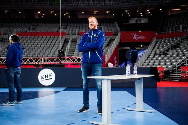 180125 Sveriges Jim Gottfridsson under pressträff med Svenska landslaget i handboll under Handbolls-EM 2018 den 25 januari 2018 i Zagreb. Copyright: FREDRIKxVARFJELL BB180125BB276
