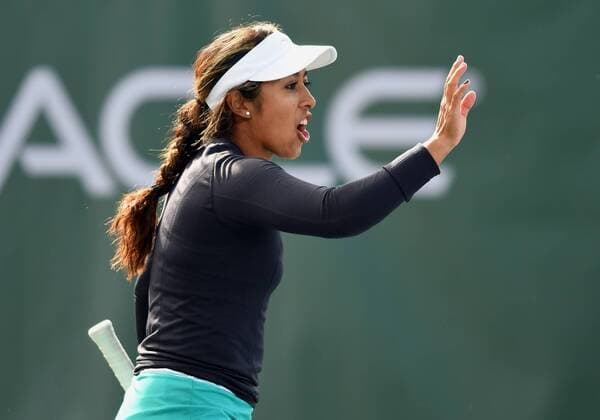 NEWPORT BEACH, CA - JANUARY 25: Sabrina Santamaria (USA) reacts towards her doubles partner Kaitlyn Christian (USA) after the pair defeated Kayla Day (USA) and Caroline Dolehide (USA) in a quarterfinals doubles match during the Oracle Challenger Series tournament played on January 25, 2018 at the Newport Beach Tennis Club in Newport Beach, CA. (Photo by John Cordes Icon Sportswire) TENNIS: JAN 25 Oracle Challenger Series Icon506180125036 EDITORIAL USE ONLY
