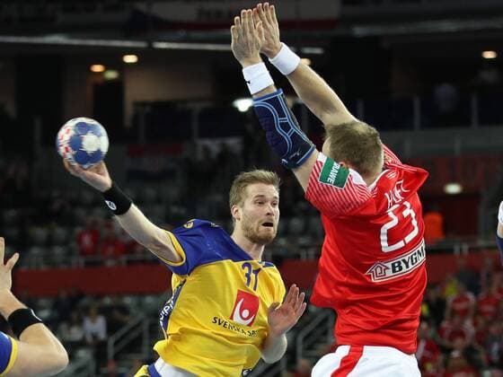 HANDBALL - EHF EURO 2018, DEN vs SWE ZAGREB,CROATIA,26.JAN.18 - HANDBALL - EHF European Championship EM Europameisterschaft semifinal, Denmark vs Sweden. Image shows Viktor Ostlund (SWE) and Rene Toft Hansen (DEN). GEPAxpictures xMaticxKlansek
