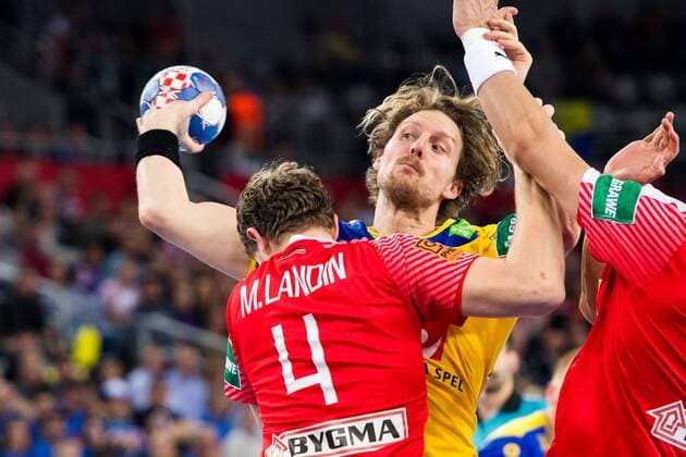180126 Sveriges Jesper Nielsen under semifinalen mellan Sverige och Danmark under Handbolls-EM 2018 den 26 januari 2018 i Zagreb. Copyright: FREDRIKxVARFJELL BB180126FV076