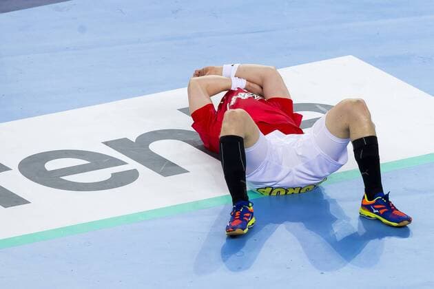 Anders Zachariassen (Nr. 14, Daenemark) nach der Niederlage. Daenemark - Schweden, Halbfinale, Handball, EHF Euro 2018, 26.01.18 Zagreb Zagreb Croatia Arena Zagreb Copyright: xAgentur54Gradx xFelixxKoenigx