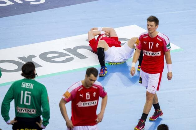 Jannick Green Krejberg (Nr. 16, Daenemark), Casper Mortensen (Nr. 6, Daenemark), Anders Zachariassen (Nr. 14, Daenemark) und Lasse Svan (Nr. 17, Daenemark) nach der Niederlage. Daenemark - Schweden, Halbfinale, Handball, EHF Euro 2018, 26.01.18 Zagreb Zagreb Croatia Arena Zagreb Copyright: xAgentur54Gradx xFelixxKoenigx
