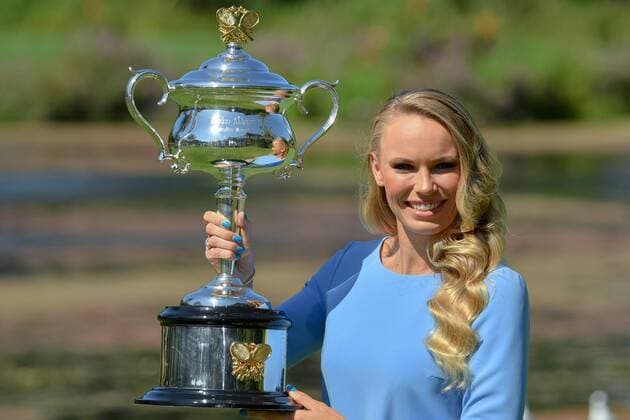 Australian Open, Siegerin Caroline Wozniacki - Fotoshooting January 28, 2018: The 2018 Australian Open Women s Champion Caroline Wozniacki of Denmark poses for photographs with her trophy at the Botanical Gardens in Melbourne, Australia. Cal Media Tennis 2018: Australian Open Women s Trophy Shoot 28 Jan - ZUMAc04_ 20180128_zaf_c04_021 Copyright: xSydneyxLowx