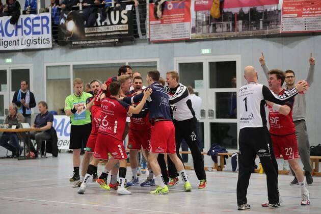 Herren BWOL TuS Steißlingen - SG H2Ku Herrenberg 26:27. Jubel der SG Spieler nach dem Sieg. Steißlingen Copyright: xPeterxPisax Eibner-Pressefotox EP_ppa