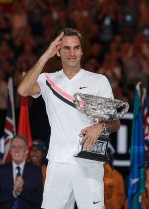 ROGER FEDERER (SUI) bricht in Traenen aus, weint,Emotion, Freude,, Siegerehrung Tennis - Australian Open 2018 - Grand Slam ATP Tennis Herren WTA Tennis Damen - Melbourne Park - Melbourne - Victoria - Australia - 28 January 2018. Copyright: xJuergenxHasenkopfx