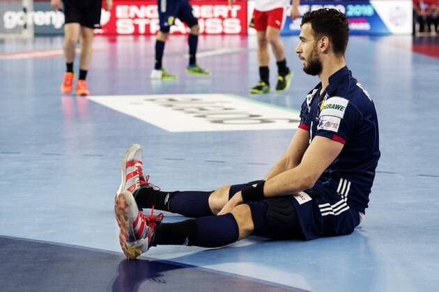 180128 Frankrikes Nedim Remili deppar under bronsmatchen mellan Danmark och Frankrike under Handbolls-EM 2018 den 28 januari 2018 i Zagreb. Copyright: FREDRIKxVARFJELL BB180128FV020