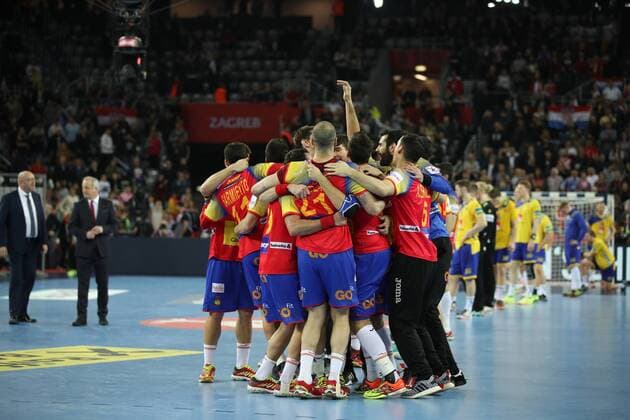 HANDBALL - EHF EURO 2018, SWE vs ESP ZAGREB,CROATIA,28.JAN.18 - HANDBALL - EHF European Championship EM Europameisterschaft final, SWE vs ESP Image shows the rejoicing of team ESP. GEPAxpictures xMaticxKlansek