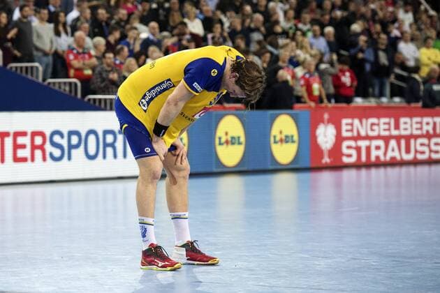 180128 Sveriges Jesper Nielsen deppar efter förlusten i finalen mellan Sverige och Spanien under Handbolls-EM 2018 den 28 januari 2018 i Zagreb. Copyright: FREDRIKxVARFJELL BB180128FV161