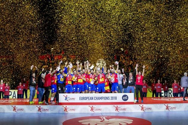 Die Spanier freuen sich ueber die Goldmedaille und den Sieg bei der Europameisterschaft Spanien - Schweden, Finale, Handball, EHF Euro 2018, 28.01.18 Zagreb Zagreb Croatia Arena Zagreb Copyright: xAgentur54Gradx xFelixxKoenigx