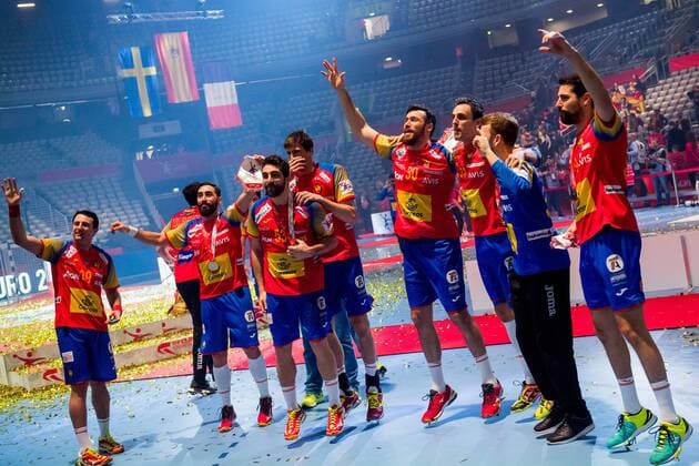 Handball EM Finale, Spanien ist Europameister 180128 Spaniens spelare jublar efter finalen mellan Sverige och Spanien under Handbolls-EM 2018 den 28 januari 2018 i Zagreb. Copyright: FREDRIKxVARFJELL BB180128FV183