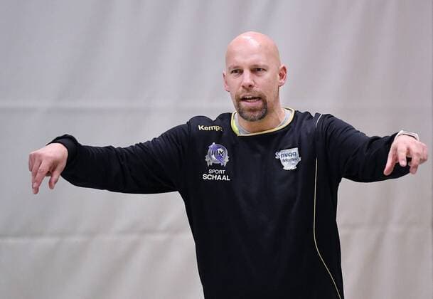 Handball 30.01.2018 DHB Sportdirektor und E-Jugend Trainer bei der Spvgg Moessingen Axel Kromer Moessingen