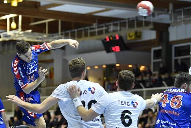 01.02.2018 - Handball - Saison 2017 2018 - Testspiel - Freundschaftsspiel : HC Erlangen HCE - ThSV Eisenach - - Christoph Steinert (44, HC Erlangen , links )