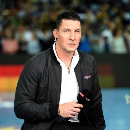 Handball, Herren, 1. Bundesliga, Saison 2017 18, All-Star Spiel, Nationalmannschaft - HBL Weltauswahl, Handball-Experte Stefan Kretzschmar, 02.02.18, *** Handball men s 1 Bundesliga season 2017 18 all star game team HBL world selection team handball expert Stefan Kretzschmar 02 02 18 Copyright: xMichaelxHundtx xMatthiasxKochx