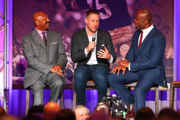 MINNEAPOLIS, MN - FEBRUARY 03: Minnesota Vikings Quarterback Case Keenum speaks during the Bart Starr Award during Super Bowl LII week on February 3, 2018, at the Hilton, in Minneapolis, MN. (Photo by Rich Graessle Icon Sportswire) NFL American Football Herren USA FEB 03 Super Bowl LII Preview - Bart Starr Award Icon020318625 EDITORIAL USE ONLY
