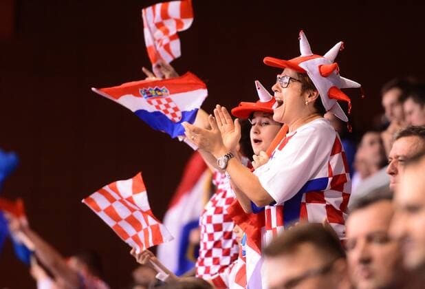PXL_Davis Cup, first round, Croatia - Canada, doubles 03.02.2018., Gradski vrt, Osijek, Croatia - Davis Cup by BNP Paribas first round, Croatia - Canada, doubles, Marin Cilic, Ivan Dodig - Daniel Nestor, Vasek Pospisil. Croatian supporters. MarkoxPrpic PIXSELL
