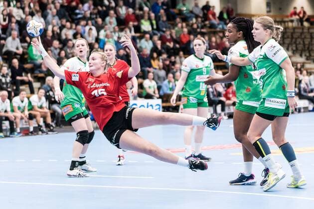 Celine Michielsen (HSG Blomberg-Lippe 15),FRISCH AUF Goeppingen gegen HSG Blomberg-Lippe, Handball, 1. Bundesliga, Frauen, 03.02.2018, Goeppingen Copyright: xEIBNER WolfgangxFrankx EP_WFK