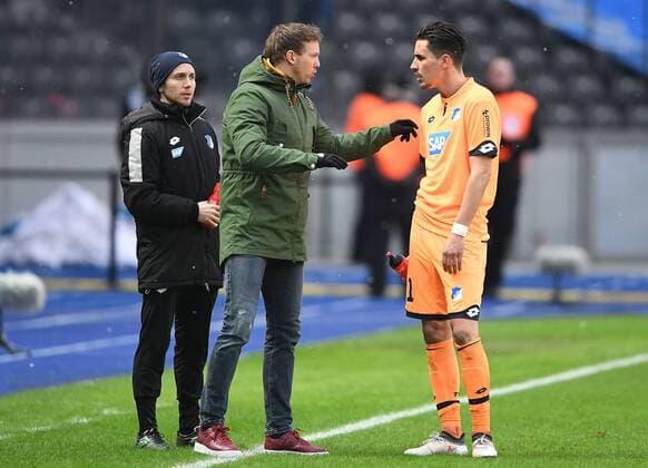 03.02.2018, xmeix, Fussball 1.Bundesliga, Hertha BSC Berlin - TSG 1899 Hoffenheim, emspor v.l. Hoffenheims Trainer Julian Nagelsmann (TSG 1899 Hoffenheim) mit Benjamin Huebner (TSG 1899 Hoffenheim) Berlin