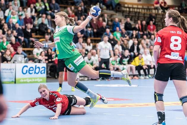 Laura Rueffieux (HSG Blomberg-Lippe 03), Michaela Hrbkova (Frisch Auf Goeppingen 11), Tessa van Zijl (HSG Blomberg-Lippe 08), FRISCH AUF Goeppingen gegen HSG Blomberg-Lippe, Handball, 1. Bundesliga, Frauen, 03.02.2018, Goeppingen Copyright: xEIBNER WolfgangxFrankx EP_WFK