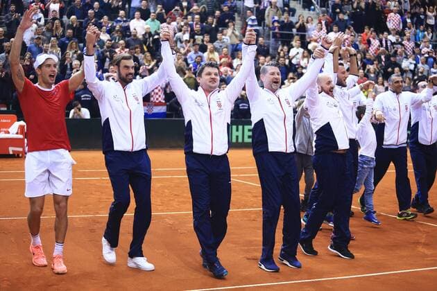 Davis Cup - Coric VS Shapovalov 04.02.2018., City sports hall, Osijek - 1. round of Davis Cup, Croatia-Canada, third day, 4. match, Borna Coric - Denis Shapovalov. Croatian team celebrating.  DavorxJavorovic PIXSELL