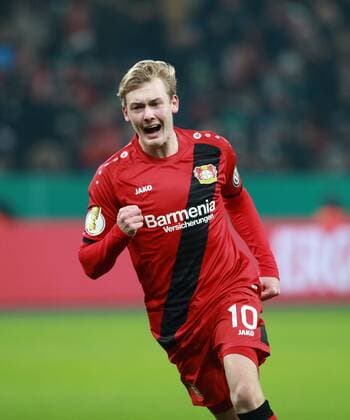 Bilder des Tages - SPORT Bayer 04 Leverkusen vs. SV Werder Bremen DFB Pokal Julian Brandt (Bayer) Jubel 2:2 Ausgleich 06.02.2018 *** Sports Bayer 04 Leverkusen vs SV Werder Bremen DFB Cup Julian Brandt Bayer cheers 2 2 compensation 06 02 2018