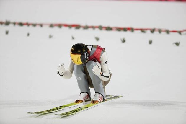 Themen der Woche - SPORT OLYMPICS - 2018 Winter Olympics PYEONGCHANG,SOUTH KOREA.10.FEB.18 - OLYMPICS, NORDIC SKIING, Ski jumping Skispringen Ski nordisch - Olympic Winter games Winterspiele Spiele Summer games PyeongChang 2018, normal hill. Image shows the rejoicing of Andreas Wellinger (GER). GEPAxpictures xMaticxKlansek