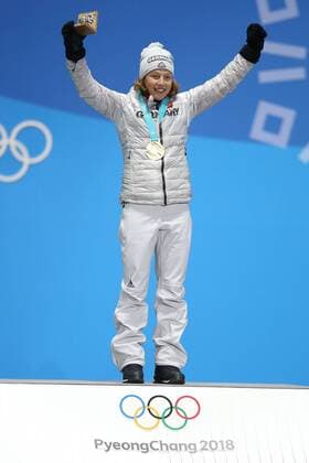 Laura Dahlmeier, GER, during victory ceremony of biathlon 7.5 km sprint at the 2018 Olympic Games Olympische Spiele Olympia OS in Pyeongchang; 11 02 2018 -