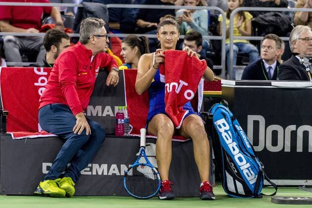 February 11, 2018: Florin Segarceanu the team captain of Romania and Irina Begu (ROU) during the FED Cup by BNP 2018 game between Romania and Canada at Sala Polivalenta, Cluj-Napoca, Romania ROU. Copyright: Cronos Catalin Soare  Copyright: xCronos CatalinxSoarex crfcs11022018118528