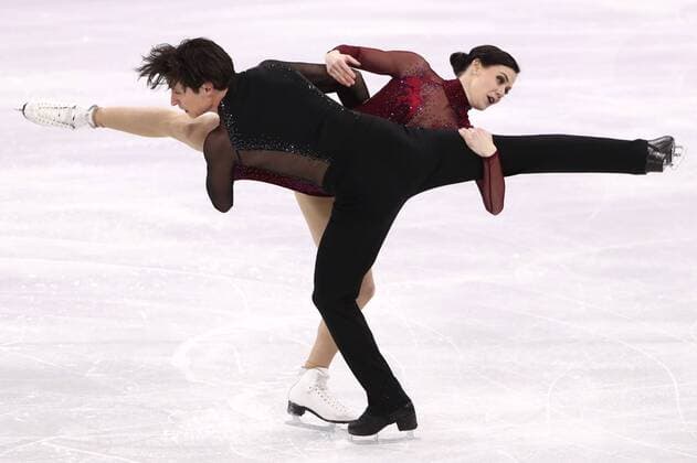 GANGNEUNG, SOUTH KOREA â€“ FEBRUARY 12, 2018: Ice dancers Tessa Virtue and Scott Moir of Canada perform their free dance as part of the Figure skating Eiskunstlauf team event at the 2018 Winter Olympic Games Olympische Spiele Olympia OS at the Gangneung Ice Arena. Valery Sharifulin TASS  TS073690
