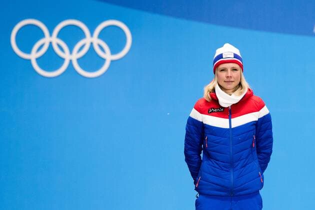 180213 Maren Lundby of Norway, gold, at the medal ceremony for the Women s Ski jumping Skispringen Ski nordisch during day four of the 2018 Winter Olympics on February 13, 2018 in Pyeongchang. Photo: Jon Olav Nesvold BILDBYRAN kod JE 160160 Copyright: JONxOLAVxNESVOLD BB180213JE060