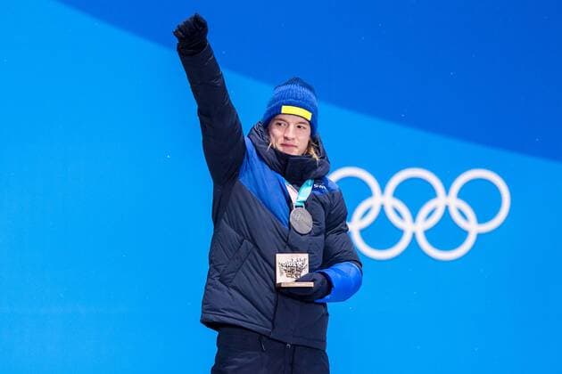180213 Sebastian Samuelsson of Sweden, silver, at the medal ceremony for the Men s Biathlon 12,5 km Pursuit during day four of the 2018 Winter Olympics on February 13, 2018 in Pyeongchang. Photo: Jon Olav Nesvold BILDBYRAN kod JE 160160 Copyright: JONxOLAVxNESVOLD BB180213JE081