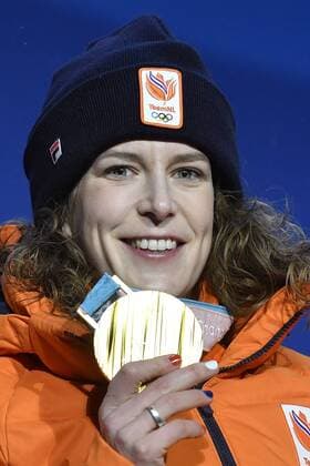 13-02-2018 ALGEMEEN: MEDAL PLAZA OLYMPISCHE SPELEN: Olympic Games Olympische Spiele Olympia OS PEYONGCHANG 2018 Ireen Wust (JustLease.nl) wint Olympisch goud op de 1500 meter. Dit is haar vijfde gouden Olympische medaillle. Foto: Sander Chamid xVIxVIxImagesx xSoenarxChamidxsportfotografiexIVx 10054766