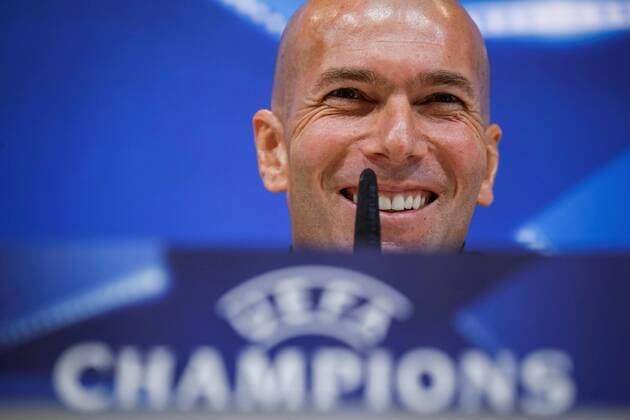 Real Madrid s head coach, French Zinedine Zidane, attends a press conference PK Pressekonferenz following a training session of the team at Valdebebas sports facilities in Madrid, Spain, 13 February 2018. Real Madrid will face PSG in a UEFA Champions League round of 16 first leg match at Santiago Bernabeu stadium on 14 February. Real Madrid press conference !ACHTUNG: NUR REDAKTIONELLE NUTZUNG!  Copyright: xEMILIOxNARANJOx GRAF595 20180213-636541302523489648