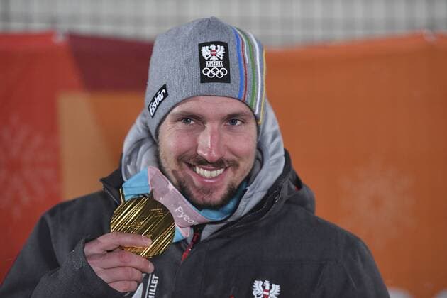 MARCEL HIRSCHER (AUT), 1. Platz, Goldmedaillengewinner, Gold, Goldmedaille, Olympiasieger, Jubel, jubelt, Freude, Begeisterung, Emotion, jubeln, cheers, Men s Alpine Combined, Ski Alpin, Kombination, Siegerehrung,Victory Ceremony, PyeongChang Olympic Medals Plaza am 13.02.2018. Olympische Winterspiele 2018, vom 09.02. - 25.02.2018 in PyeongChang Suedkorea. Â