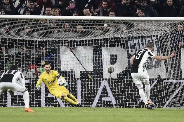 Db Torino 13 02 2018 - Champions League Juventus-Tottenham foto Daniele Buffa Image nella foto: gol Gonzalo Higuain 
