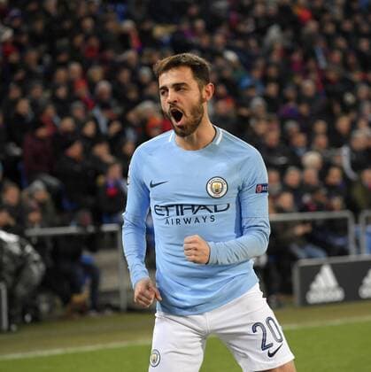 13.02.2018, Fussball UEFA Champions League 2017 2018, Achtelfinale, FC Basel - Manchester City, im St-Jakobs-Park Stadion in Basel (Schweiz). Torjubel Bernardo Silva (Manchester City).