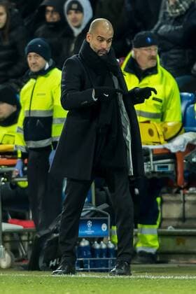 Basel, Schweiz 13.02.2018, UEFA Champions League - 2017 18 Season, Achtelfinale, FC Basel - Manchester City, Trainer Josep Guardiola (MNC) gestikuliert ( DeFodi507